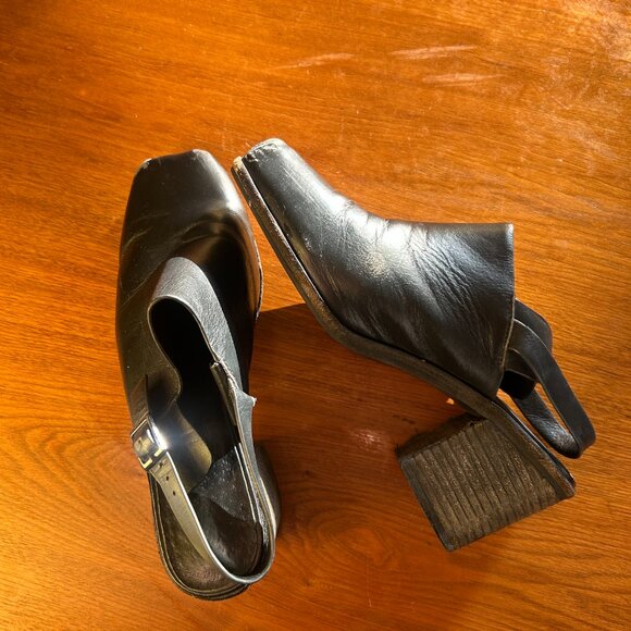 Intentionally Blank Honcho Mule in Black Leather - Picture 5 of 7